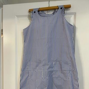 Super fun light weight summer stripe dress